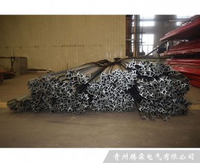 钢极滑触线